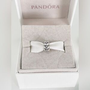 Pandora Heart Beats Spacer | Retired